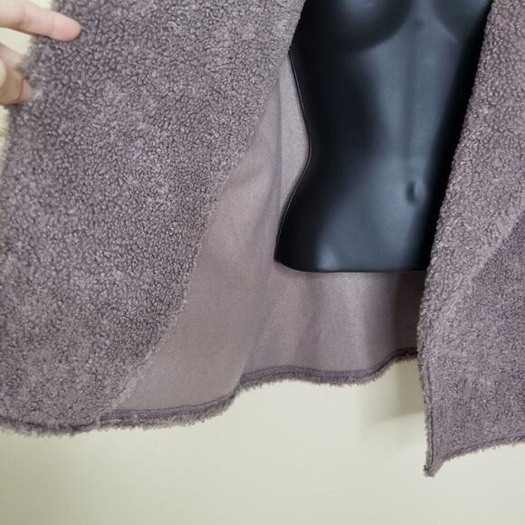 EXPRESS Women's Teddy Comfy Neutral Jacket Mocha Brown Large NEW Cabincozy - Picture 6 of 9